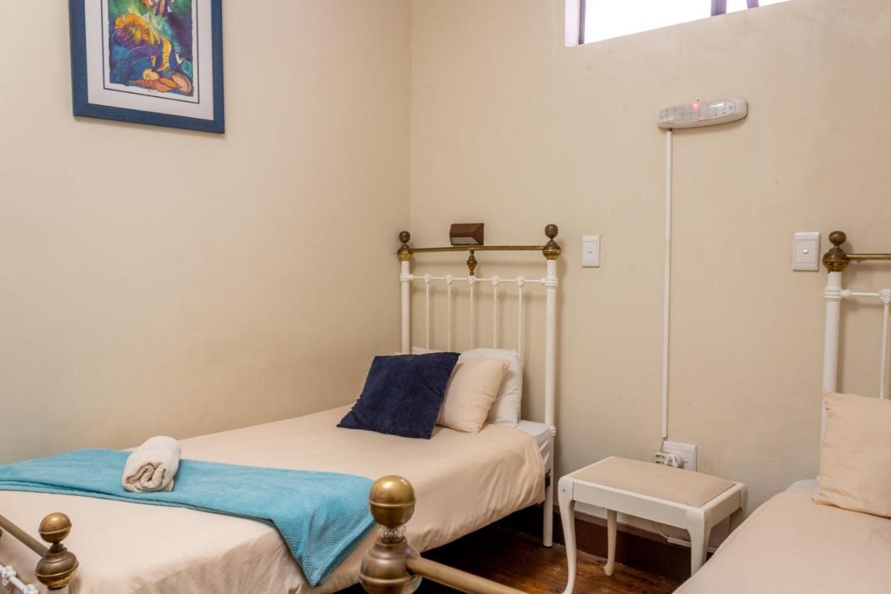 Bay Vista Guesthouse มอสเซิลเบย์ ภายนอก รูปภาพ