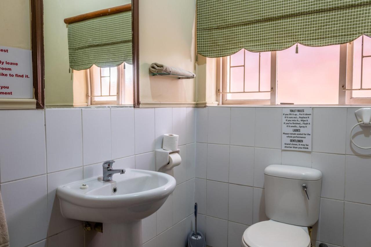 Bay Vista Guesthouse มอสเซิลเบย์ ภายนอก รูปภาพ