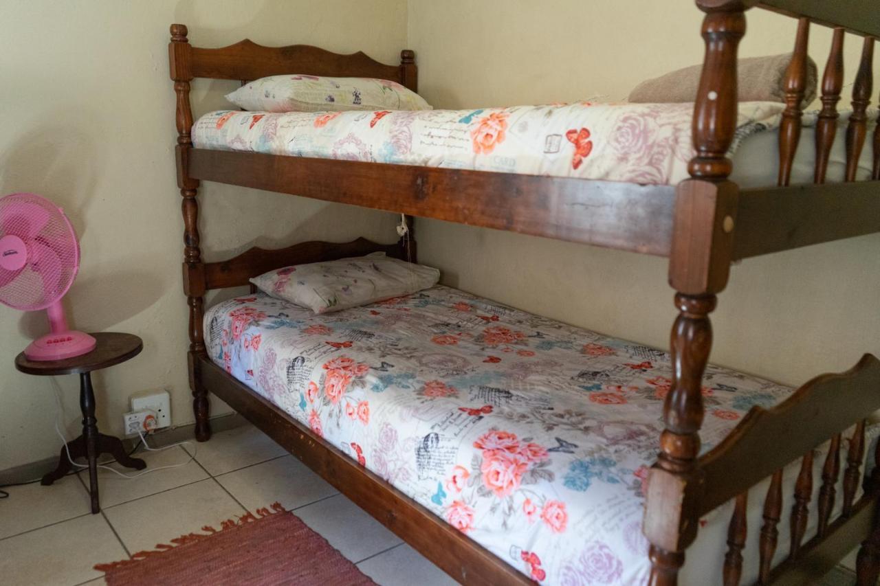 Bay Vista Guesthouse มอสเซิลเบย์ ภายนอก รูปภาพ